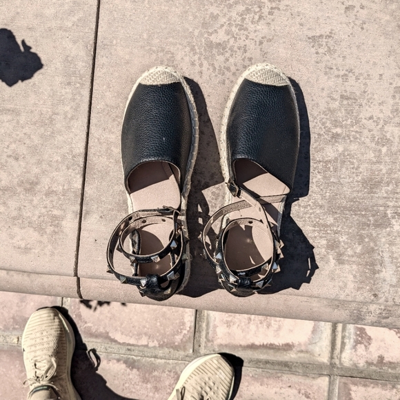 Rockstud Espadrilles Closed-toe with ankle straps,  low platform US size 10. - Picture 2 of 10